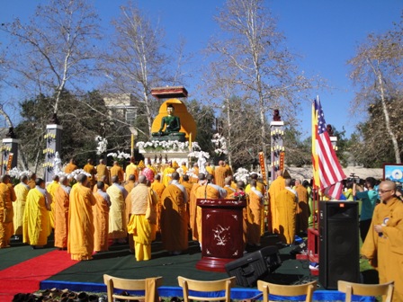 TIN TỨC (Video clip): Lễ Bế Mạc Chiêm Bái Phật Ngọc tại Escondido, California